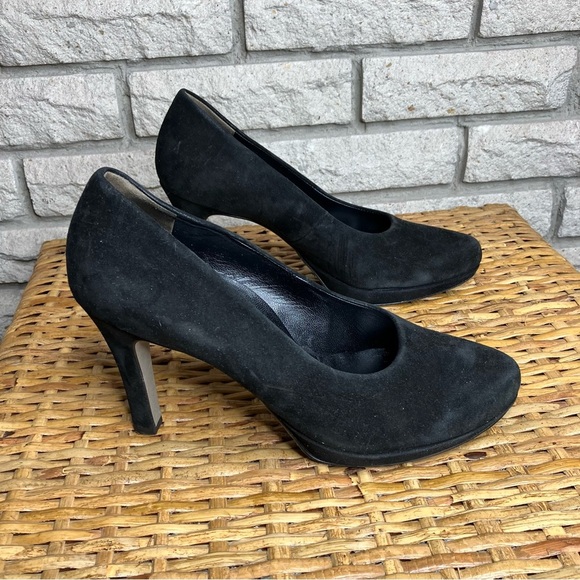 Paul Green Suede Pumps - Picture 1 of 8